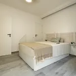 No Stress House *